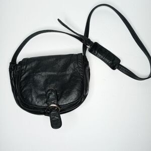 Vintage Wilsons Leather black leather shoulder bag/ crossbody bag